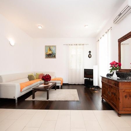 Apartment Marina With Sea View Lovran Εξωτερικό φωτογραφία