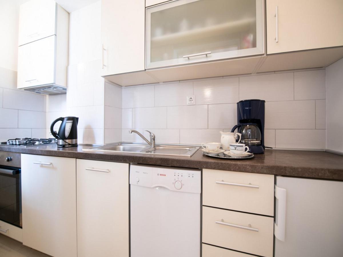 Apartment Marina With Sea View Lovran Εξωτερικό φωτογραφία