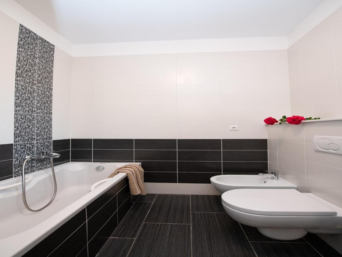 Apartment Marina With Sea View Lovran Εξωτερικό φωτογραφία